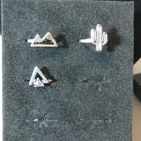 Paparazzi Silve Tone Rings / Tow Rings Lot of 3 - Picture 1 of 2